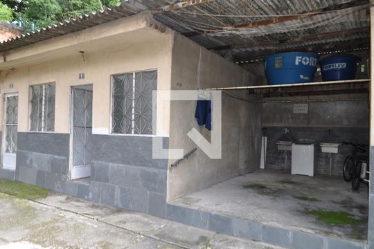 Fachada de kitnet/studio para alugar com 1 quarto, 15m² em Freguesia de Jacarepaguá, Rio de Janeiro