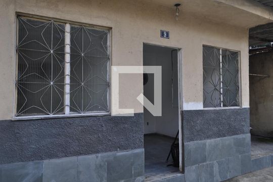 Fachada de kitnet/studio para alugar com 1 quarto, 15m² em Freguesia de Jacarepaguá, Rio de Janeiro