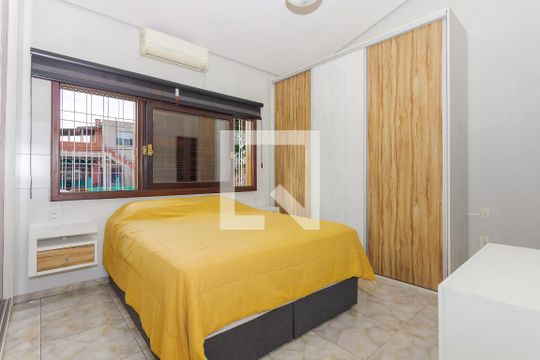 Quarto de casa à venda com 3 quartos, 180m² em Passo das Pedras, Porto Alegre