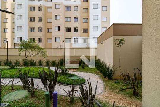 Sala de apartamento para alugar com 1 quarto, 41m² em Vila Plana, São Paulo