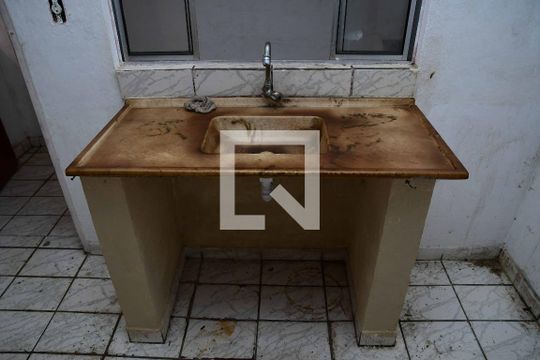 Cozinha de casa para alugar com 1 quarto, 35m² em Jardim do Engenho, Cotia