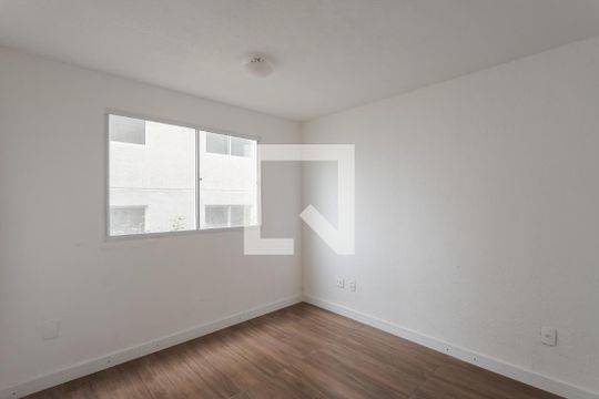 Sala de apartamento à venda com 2 quartos, 44m² em Protásio Alves, Porto Alegre