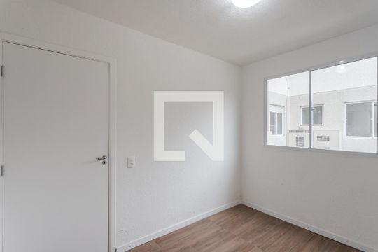 Quarto 1 de apartamento à venda com 2 quartos, 44m² em Protásio Alves, Porto Alegre