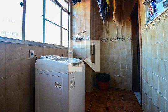 Área de Serviço de apartamento à venda com 4 quartos, 180m² em Jardim Guanabara, Rio de Janeiro