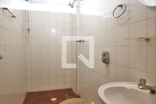 Banheiro de casa à venda com 6 quartos, 650m² em Cidade Jardim, São Paulo