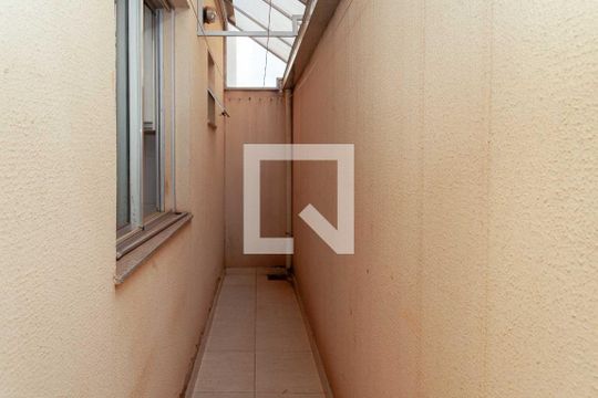 Área Externa de apartamento para alugar com 2 quartos, 60m² em Jardim Holanda, Uberlândia