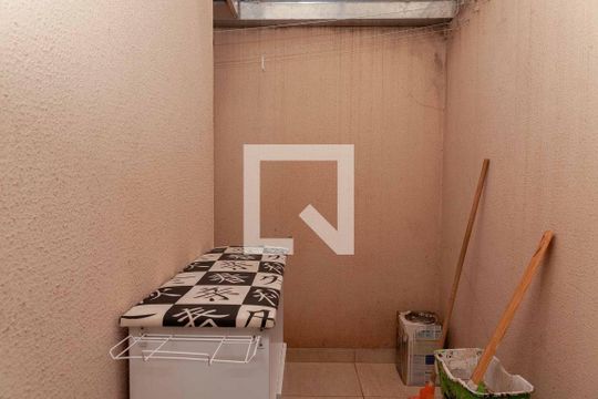 Área Externa de apartamento para alugar com 2 quartos, 60m² em Jardim Holanda, Uberlândia