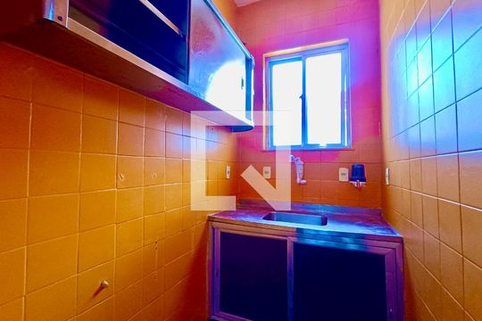 Cozinha de apartamento à venda com 1 quarto, 43m² em Centro, Rio de Janeiro