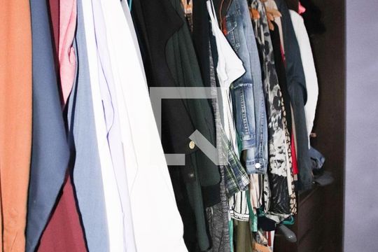 Closet da suíte 1 de casa à venda com 3 quartos, 197m² em Parque Vitoria, São Paulo