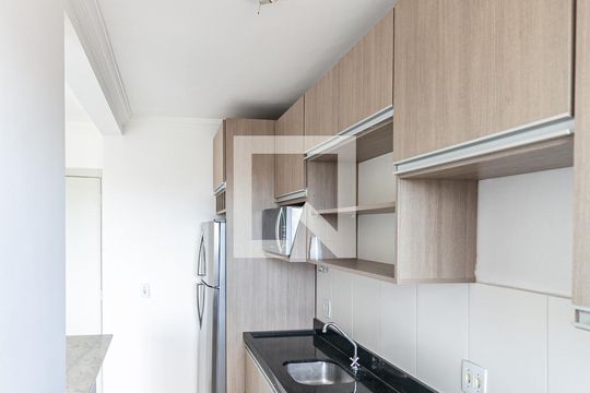 Cozinha e Área de Serviço de apartamento à venda com 2 quartos, 57m² em Teresópolis, Porto Alegre