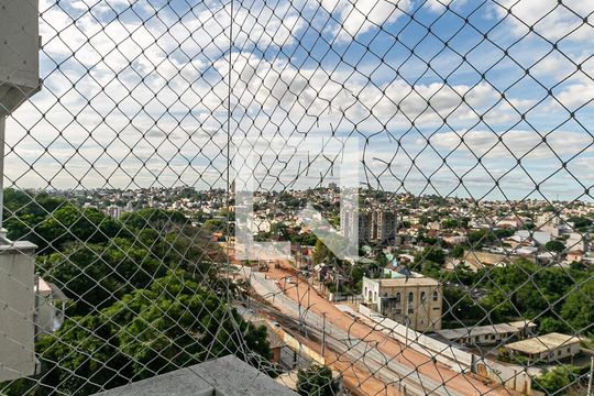 Vista de apartamento à venda com 2 quartos, 57m² em Teresópolis, Porto Alegre