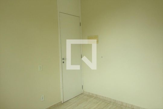 Quarto 1 de apartamento para alugar com 3 quartos, 56m² em Campo Grande, Rio de Janeiro