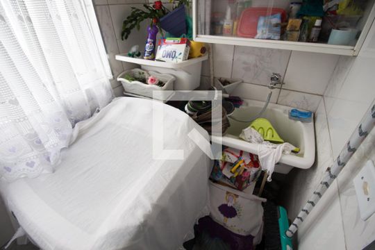 Lavanderia de apartamento à venda com 2 quartos, 43m² em Jardim Maringa, São Paulo