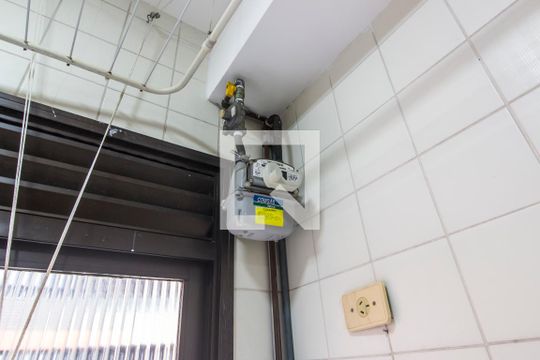 Área de Serviço de apartamento para alugar com 3 quartos, 82m² em Alphaville Industrial, Barueri