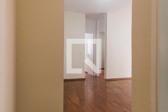 Entrada de apartamento para alugar com 3 quartos, 82m² em Alphaville Industrial, Barueri