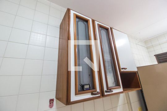 Cozinha de apartamento para alugar com 3 quartos, 82m² em Alphaville Industrial, Barueri
