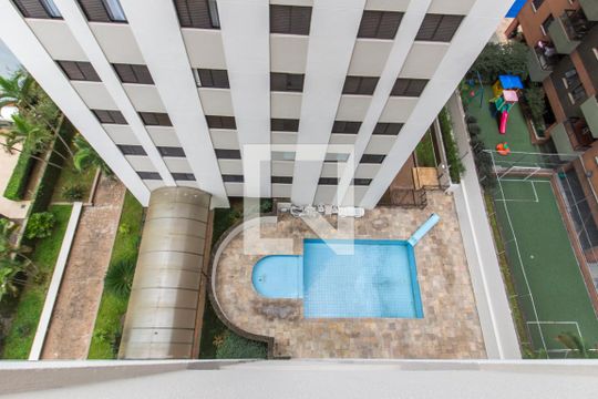 Vista da Suíte de apartamento para alugar com 3 quartos, 82m² em Alphaville Industrial, Barueri