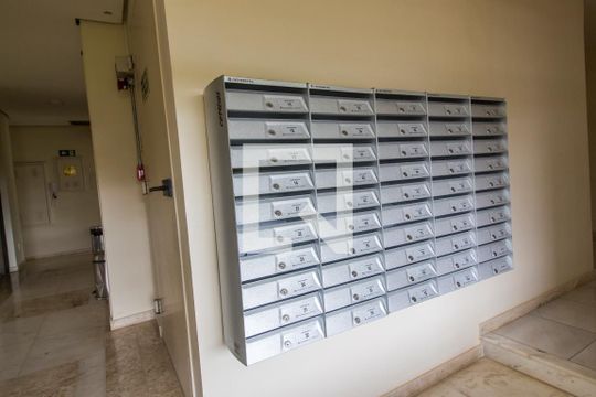Área comum de apartamento para alugar com 3 quartos, 82m² em Alphaville Industrial, Barueri