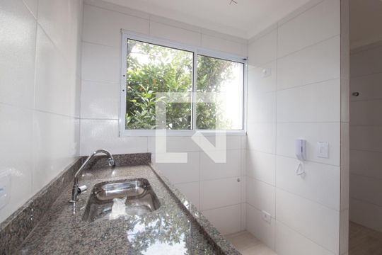 Cozinha de apartamento à venda com 2 quartos, 42m² em Parque Cisper, São Paulo