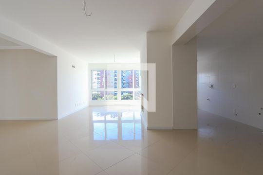 Sala de apartamento à venda com 3 quartos, 116m² em Passo D’areia, Porto Alegre