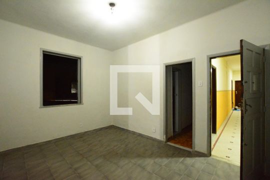 Sala de apartamento para alugar com 2 quartos, 56m² em Olaria, Rio de Janeiro