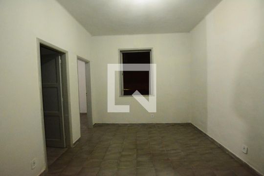 Apartamento para alugar com 2 quartos, 56m² em Olaria, Rio de Janeiro