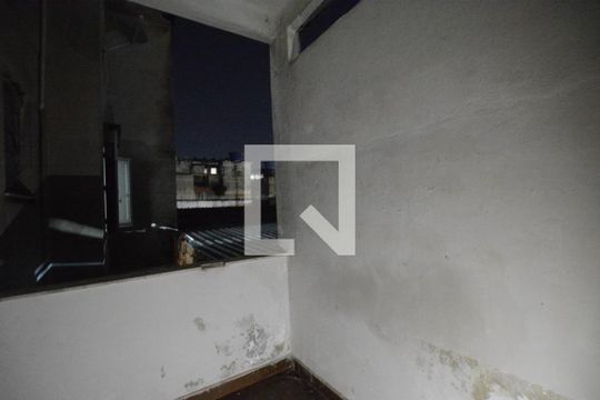 Área de Serviço de apartamento para alugar com 2 quartos, 56m² em Olaria, Rio de Janeiro