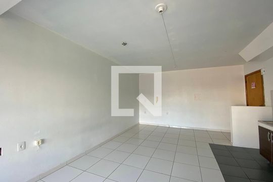 Sala/Quarto de kitnet/studio à venda com 1 quarto, 28m² em Centro, São Leopoldo