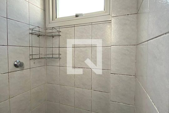 Box do Banheiro de kitnet/studio à venda com 1 quarto, 28m² em Centro, São Leopoldo
