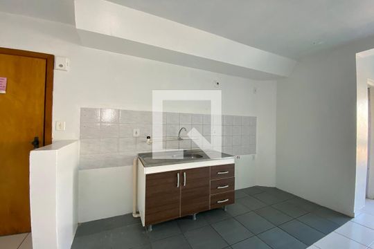 Cozinha de kitnet/studio à venda com 1 quarto, 28m² em Centro, São Leopoldo