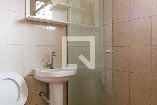 Banheiro de casa para alugar com 1 quarto, 30m² em Vila Jaguara, São Paulo