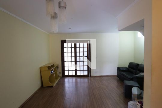 Sala de casa de condomínio à venda com 3 quartos, 100m² em Vila Araguaia, São Paulo