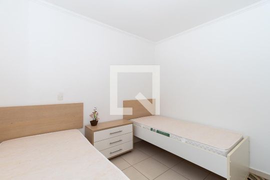 Quarto 2 de casa de condomínio à venda com 4 quartos, 150m² em Medeiros, Jundiaí