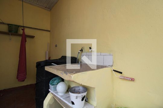 Área de Serviço de casa para alugar com 2 quartos, 110m² em Jardim São Luís, São Paulo