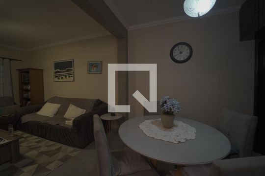 Sala de casa à venda com 4 quartos, 135m² em Parque da Lapa, São Paulo