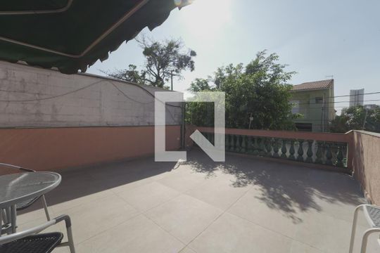Sacada de casa à venda com 4 quartos, 135m² em Parque da Lapa, São Paulo