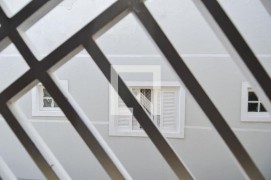 Vista do Quarto 2 de casa para alugar com 3 quartos, 165m² em Jardim Santa Clara, Guarulhos