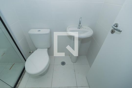 Banheiro de apartamento à venda com 1 quarto, 30m² em Água Branca, São Paulo