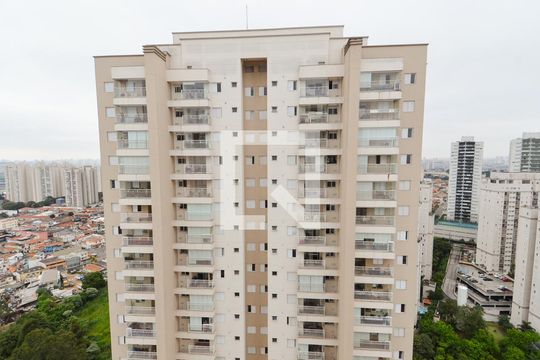 Vista da Quarto 1 de apartamento para alugar com 2 quartos, 60m² em Gopoúva, Guarulhos