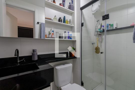 Banheiro da Suíte de apartamento para alugar com 1 quarto, 30m² em Cambuci, São Paulo
