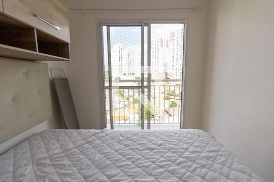 Quarto  de apartamento à venda com 1 quarto, 28m² em Ferreira, São Paulo
