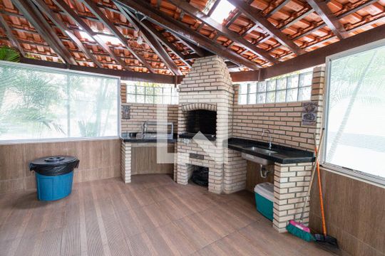 Área comum - Churrasqueira de apartamento para alugar com 3 quartos, 71m² em Jaguaribe, Osasco