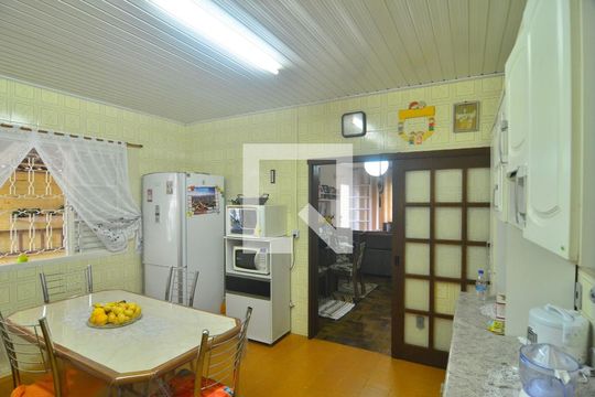 Cozinha de casa à venda com 2 quartos, 151m² em Nossa Senhora das Gracas, Canoas