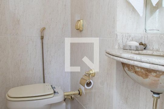 Lavabo 1 de apartamento à venda com 4 quartos, 700m² em Recreio dos Bandeirantes, Rio de Janeiro