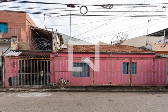 Fachada de casa à venda com 2 quartos, 250m² em Cidade Santos Dumont, Jundiaí