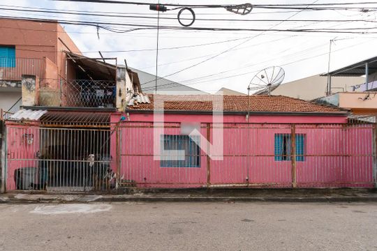 Fachada de casa à venda com 2 quartos, 250m² em Cidade Santos Dumont, Jundiaí