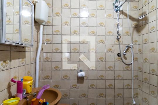 Banheiro de casa à venda com 2 quartos, 250m² em Cidade Santos Dumont, Jundiaí