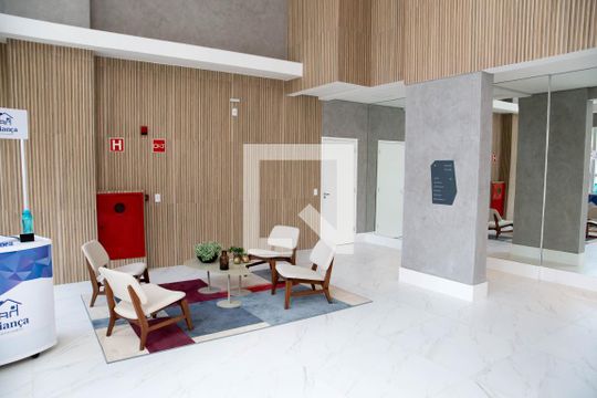 Hall de entrada de apartamento para alugar com 2 quartos, 55m² em Centro, Diadema