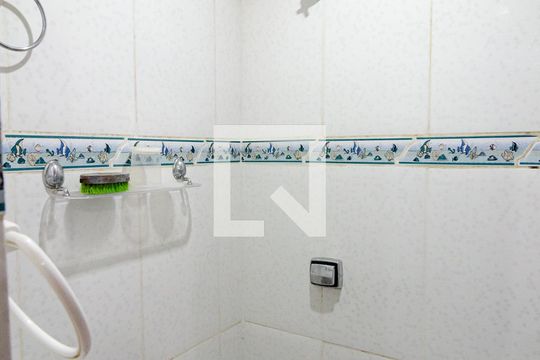 Banheiro Social de kitnet/studio à venda com 1 quarto, 23m² em Cidade Vargas, São Paulo