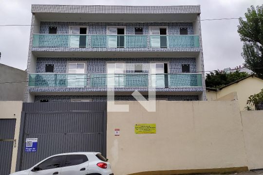 Fachada de kitnet/studio para alugar com 1 quarto, 18m² em Jardim Oriental, São Paulo